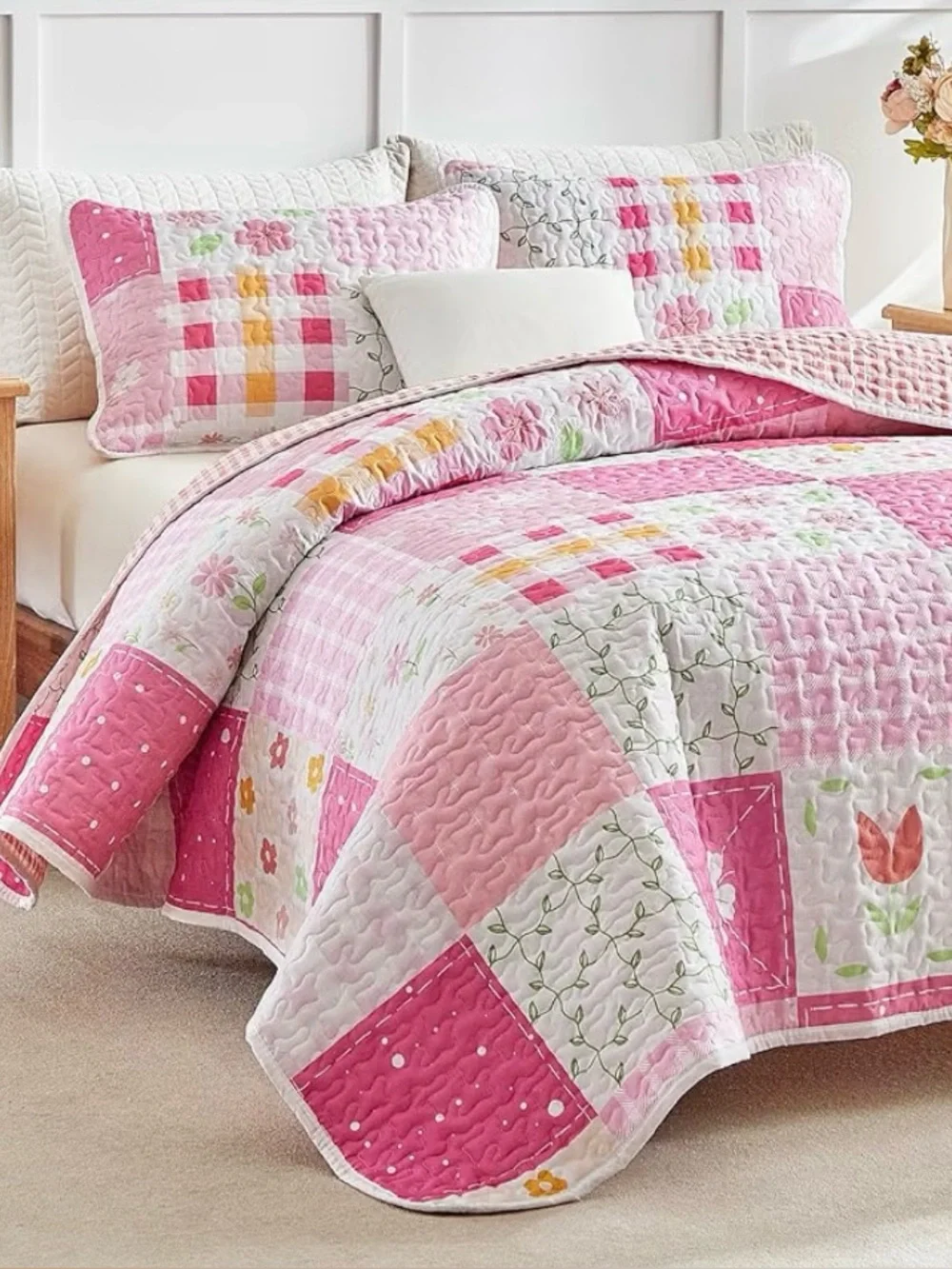 Pink Floral Patchwork Quilt Set - Home Bedding